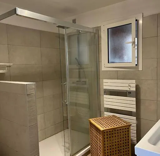 - Apartamento