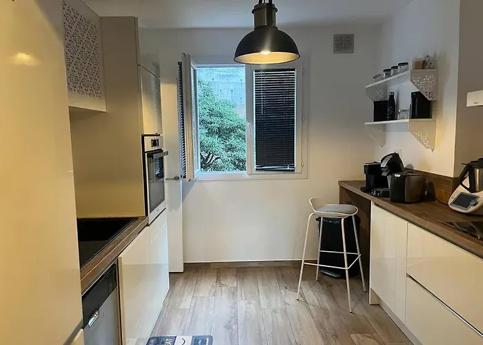 Apartamento - *